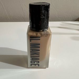 Il Makiage foundation - “woke up like this”